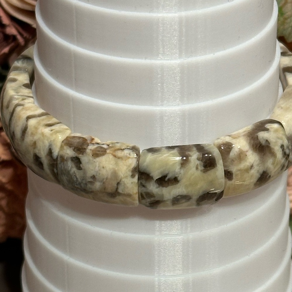 Zebra Stone Feldspar - Spotted Feldspar Soft Bangle Size 7 Item 201 Ivory Cream - Picture 5 of 7